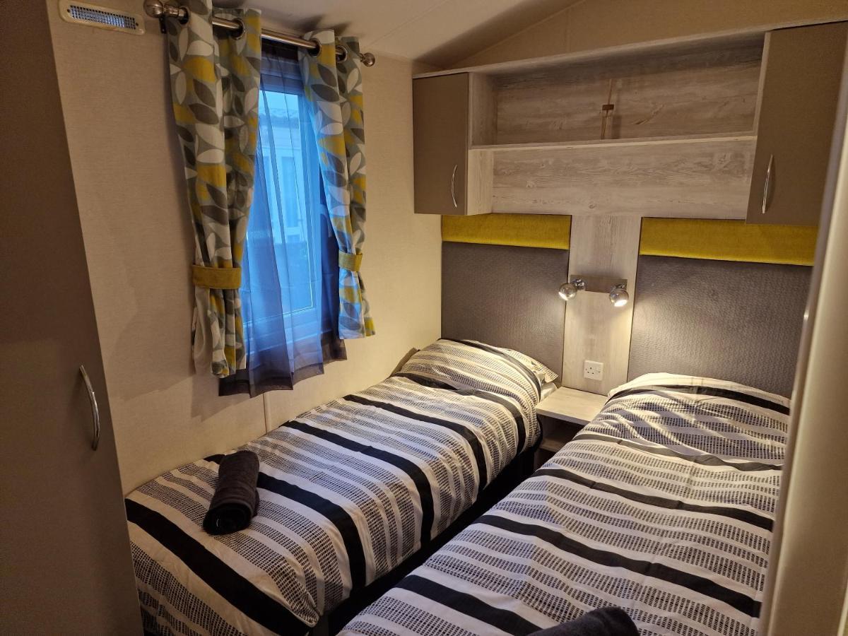 Billing Aquadrome- Bird Lake Pastures Holiday Caravan Sleep 6 Нортхамптън Екстериор снимка