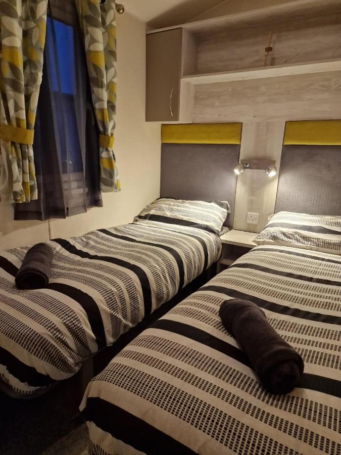 Billing Aquadrome- Bird Lake Pastures Holiday Caravan Sleep 6 Нортхамптън Екстериор снимка
